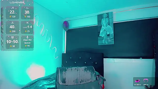 Kendall hornyy online show from March 5, 7:42 pm