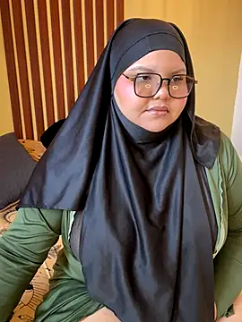  Shara Handal  online show from October 31, 2:10 pm