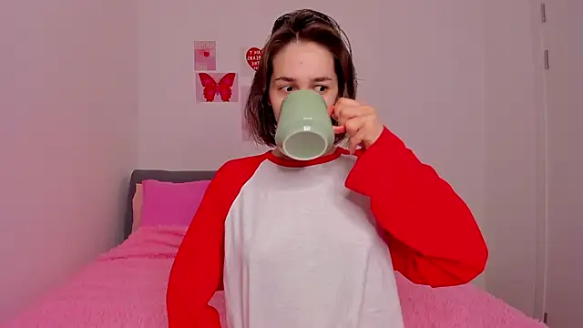 JudyAngil online show from April 9, 5:21 am