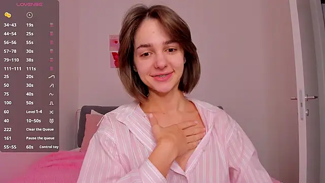 JudyAngil online show from March 24, 6:19 am