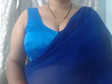 cute-priy online show from May 20, 5:48 am