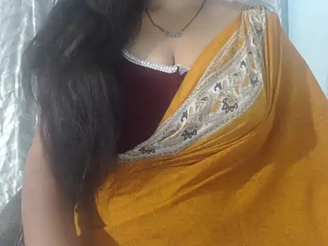 cute-priy online show from April 2, 6:11 am