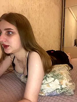Snapshot of MollyDolle chatting on October 27, 9:20 pm MollyDolle online show from October 27, 9:20 pm