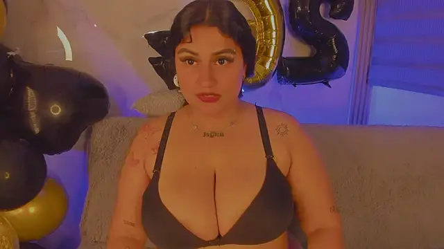 dayan silva  online show from July 24, 2:31 am