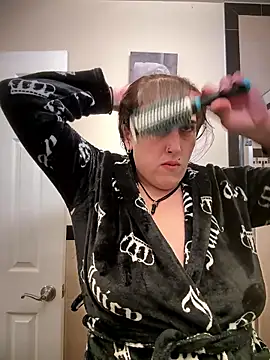 ThicBunz online show from January 12, 6:35 pm