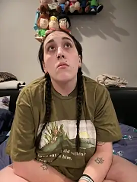 ThicBunz online show from February 19, 11:58 pm