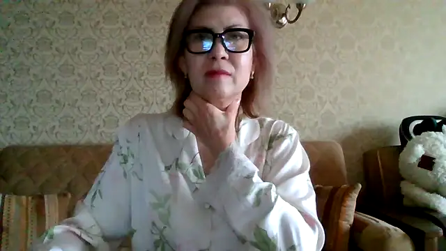 Elegant00Lady online show from May 10, 5:42 am