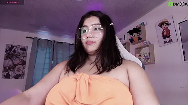 juli juliana online show from March 14, 4:30 pm