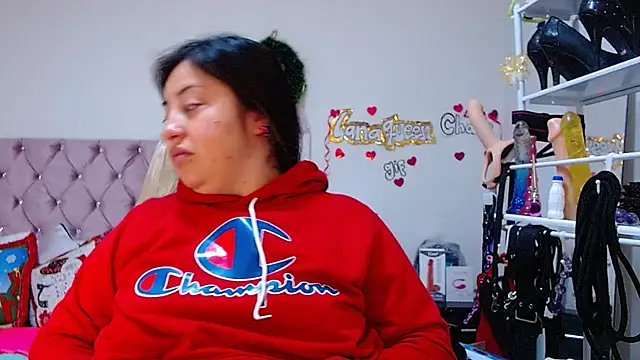 lanaqueen699 online show from December 15, 12:32 pm