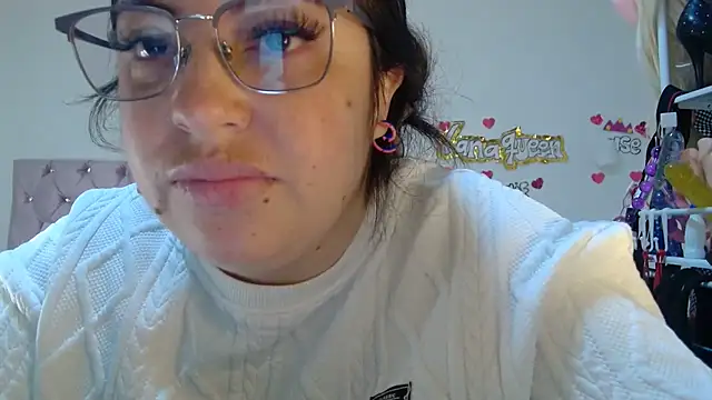 lanaqueen699 online show from May 11, 12:18 pm