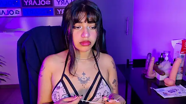 UnderBaby  online show from October 24, 3:13 am