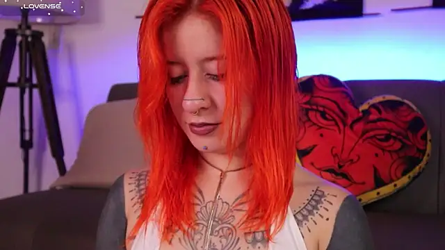 Daarlene online show from December 15, 11:15 am