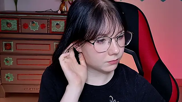 NancyMartinez online show from October 18, 9:56 am