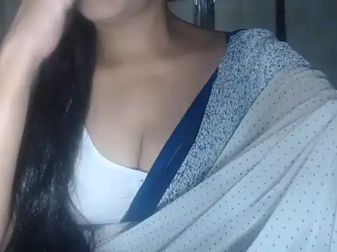 LustyShreya online show from November 17, 5:35 pm