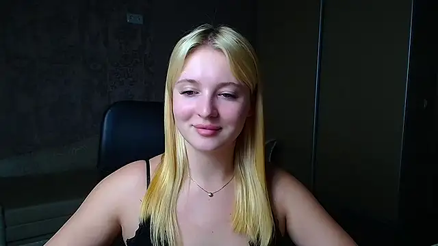 Milka kiss  online show from February 11, 4:30 pm