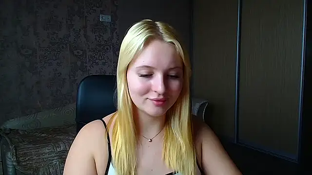 Milka kiss  online show from March 18, 12:43 pm