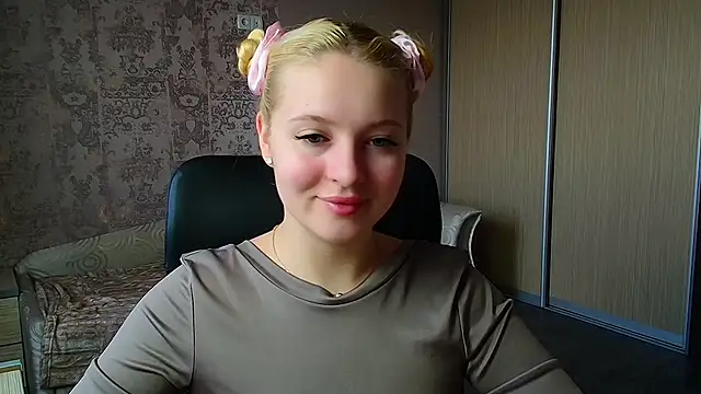 Milka kiss  online show from April 3, 10:24 am