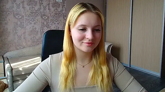 Milka kiss  online show from May 20, 1:08 pm