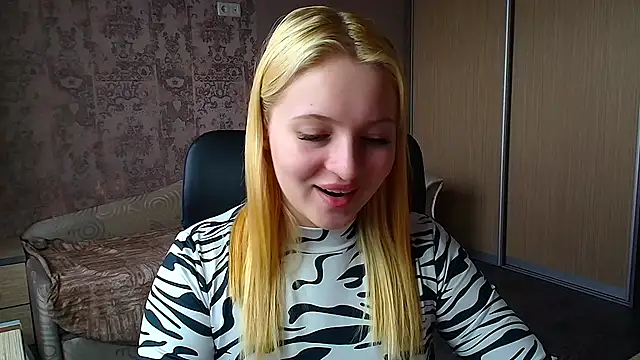 Milka kiss  online show from March 19, 1:04 pm