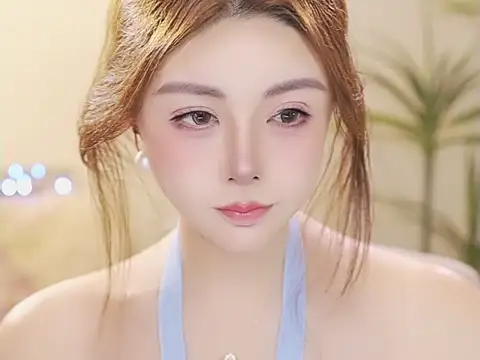 Qiaoqiao  online show from May 14, 4:35 pm