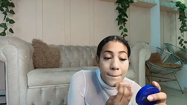 flavia cruz online show from February 8, 7:17 pm