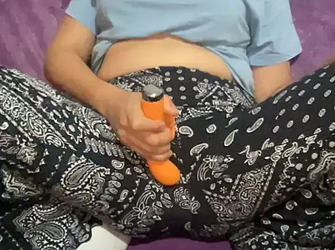 ale70 online show from November 6, 1:22 am