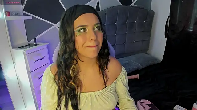 alyssa magiic online show from May 15, 7:16 pm