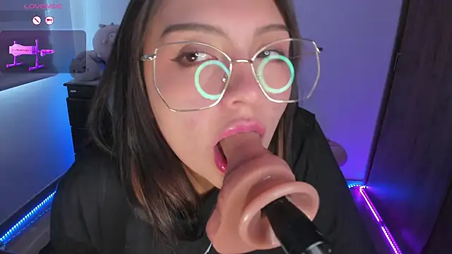 Hannya moon online show from November 18, 5:58 pm