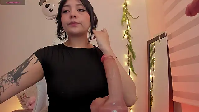 Hannya moon online show from April 4, 6:29 pm