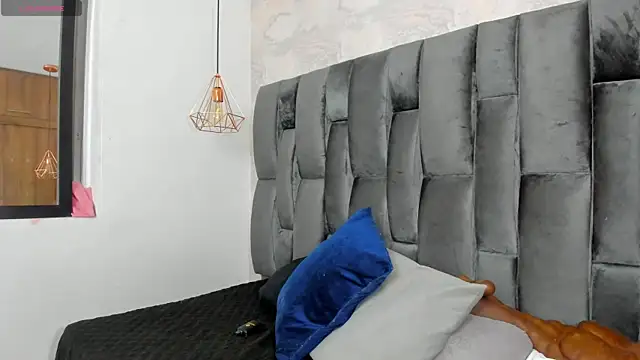 Wendy-lovee online show from May 23, 6:56 am