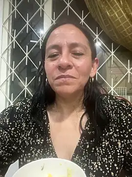 Freya Artemisa online show from May 15, 11:40 pm