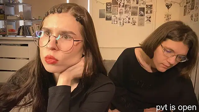 passiondesire  online show from April 2, 8:34 am