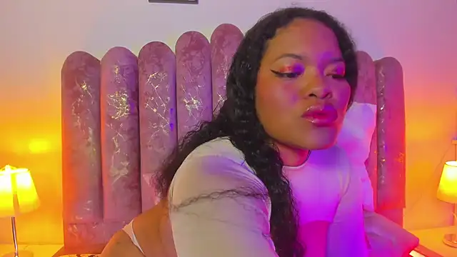 ALISSONREYEZ online show from September 11, 12:49 pm