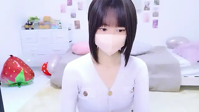 Im Yu-na online show from May 15, 12:41 pm
