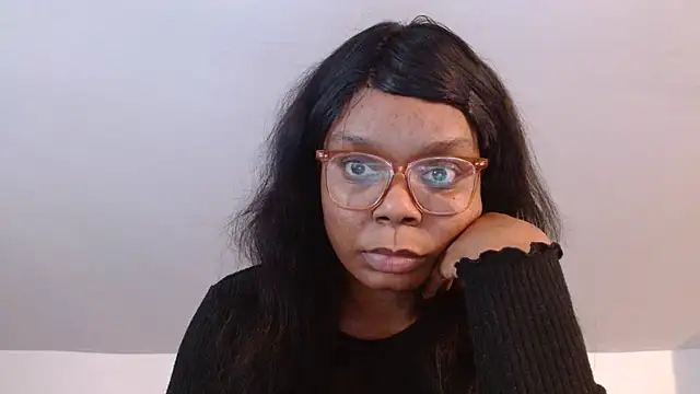 YaraBrynnn online show from January 8, 7:07 pm