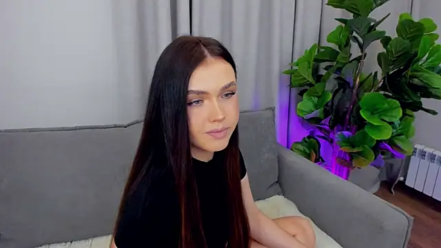 sexyangeloux online show from March 25, 8:01 pm