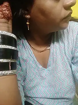 Sexyranibhabhi online show from May 19, 2:40 am