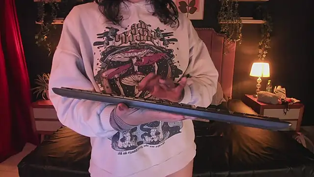 sallyraider dh online show from October 5, 6:29 am