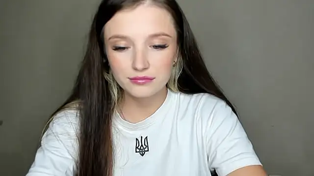 EvaaMillerr99 online show from October 16, 11:46 am