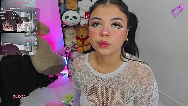 Lizz Tender online show from July 11, 12:32 am
