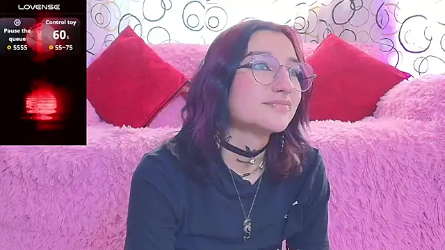 SukiFuyu  online show from December 19, 9:07 pm