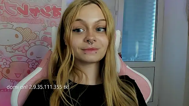 shy melony online show from May 4, 11:25 am