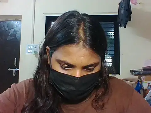 Hotmilfxox online show from May 25, 10:14 am