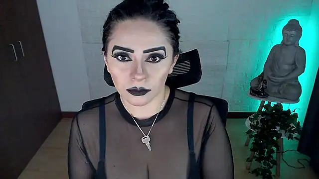 GODDESS EVANS online show from May 12, 1:03 am