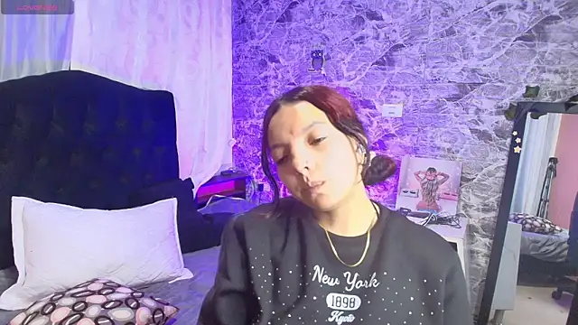 loren tits24 online show from February 11, 12:58 am