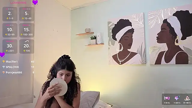 Snapshot of Gigi_cooper04 chatting on September 9, 8:30 pm Gigi cooper04 online show from September 9, 8:30 pm