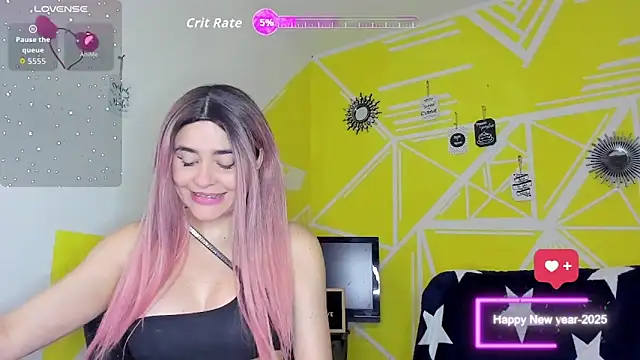 Nikolle Rouss online show from December 20, 10:47 pm