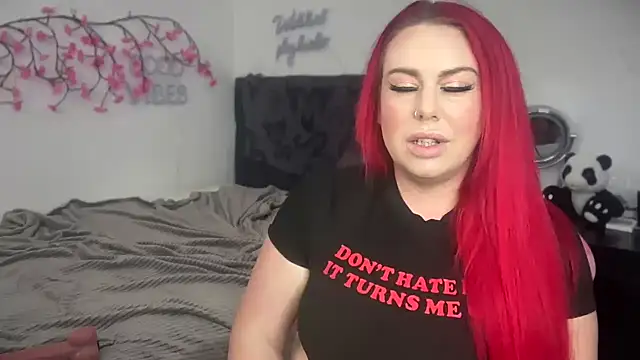 redxxxvixen online show from May 6, 12:53 pm