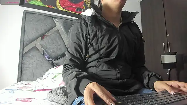 Vahiolet smith online show from October 21, 1:53 am