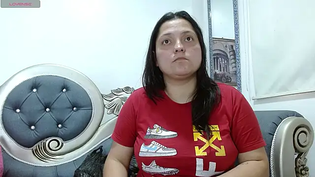 KataleyaStiward online show from May 5, 6:33 pm